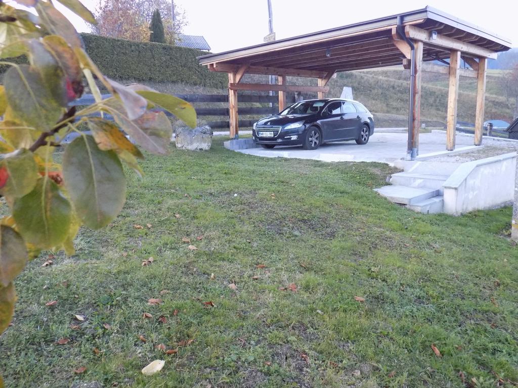 Apartment Zeleni Dragulj Pohorje Oplotnica Eksteriør bilde